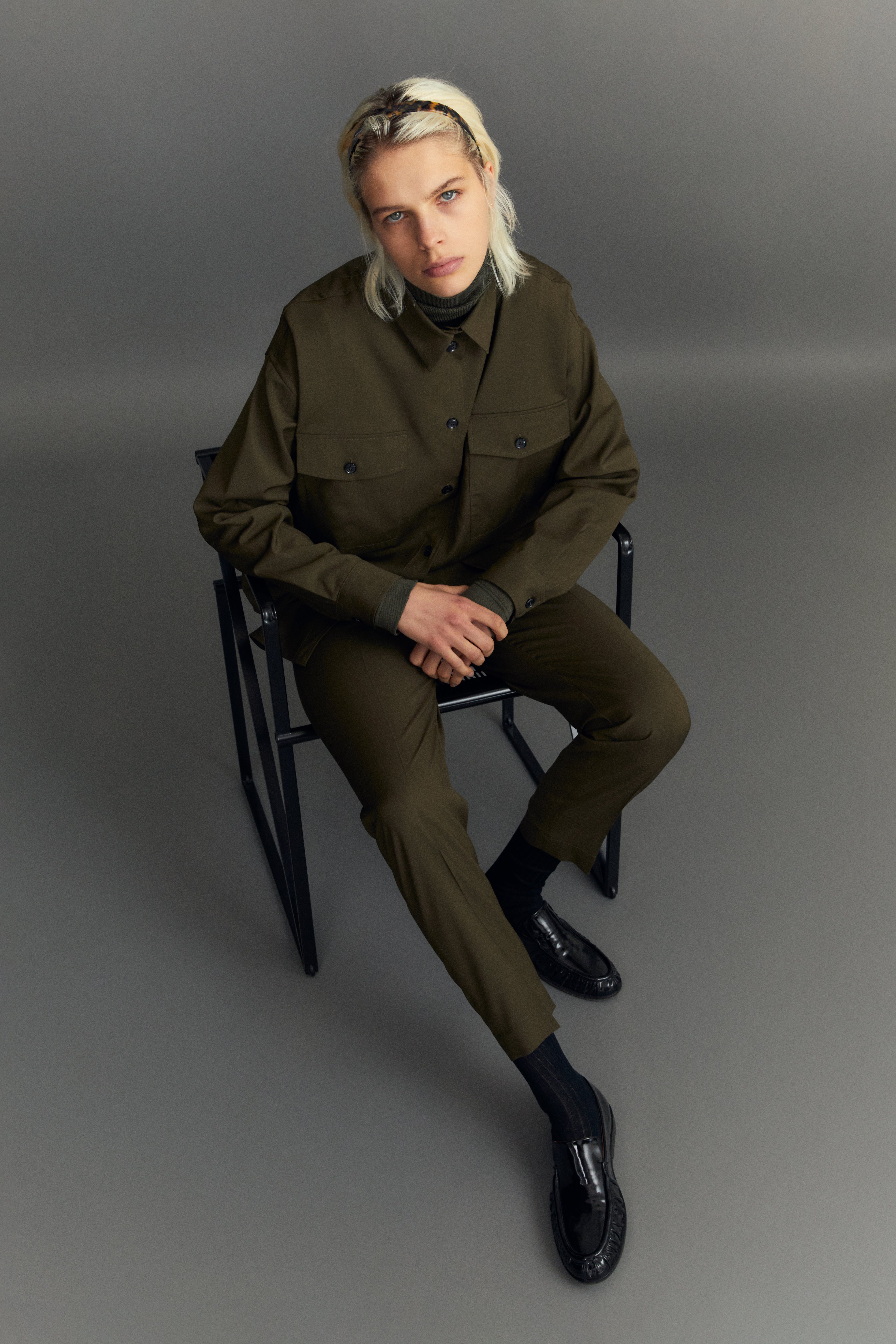 LOOK 2
