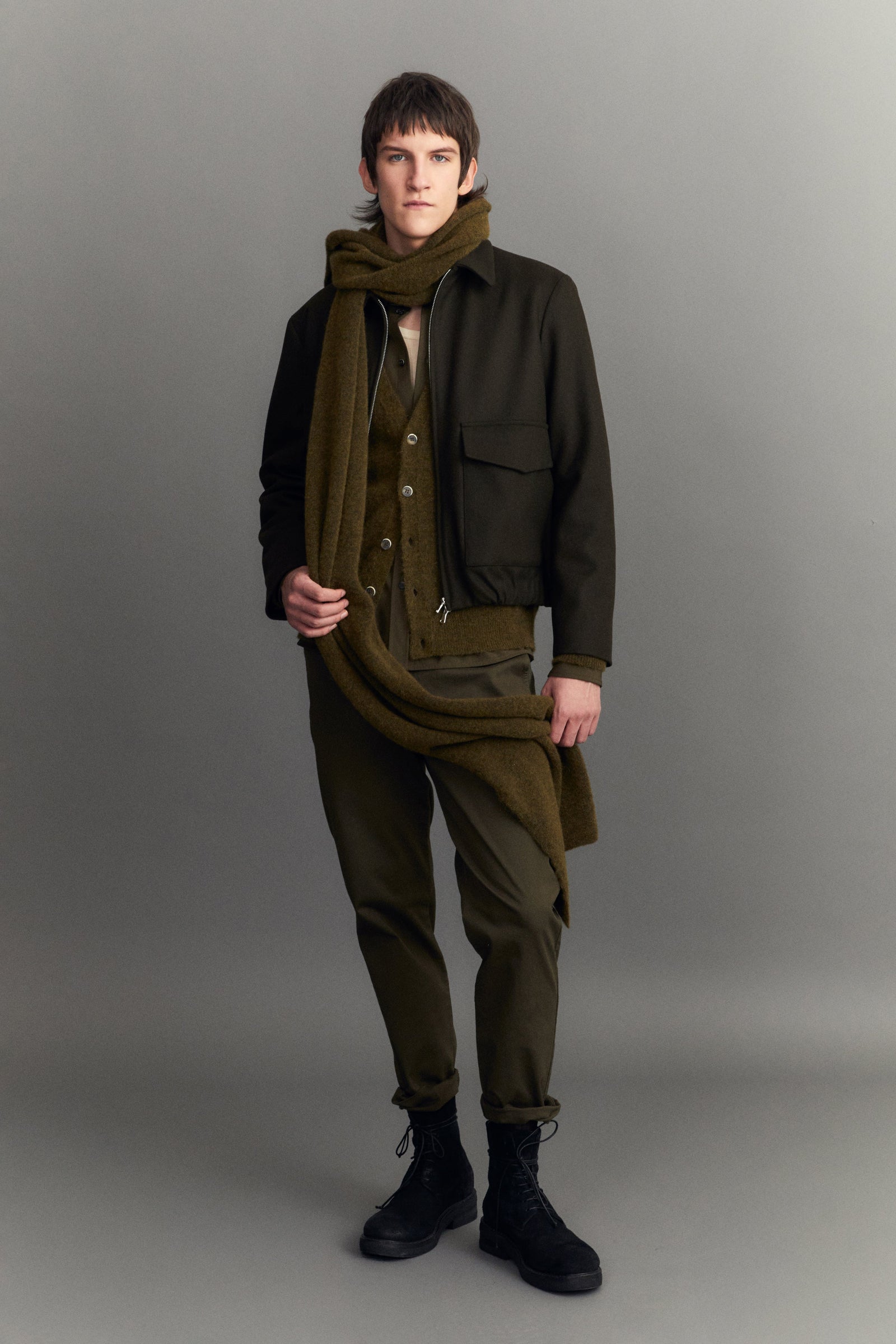 LOOK 17