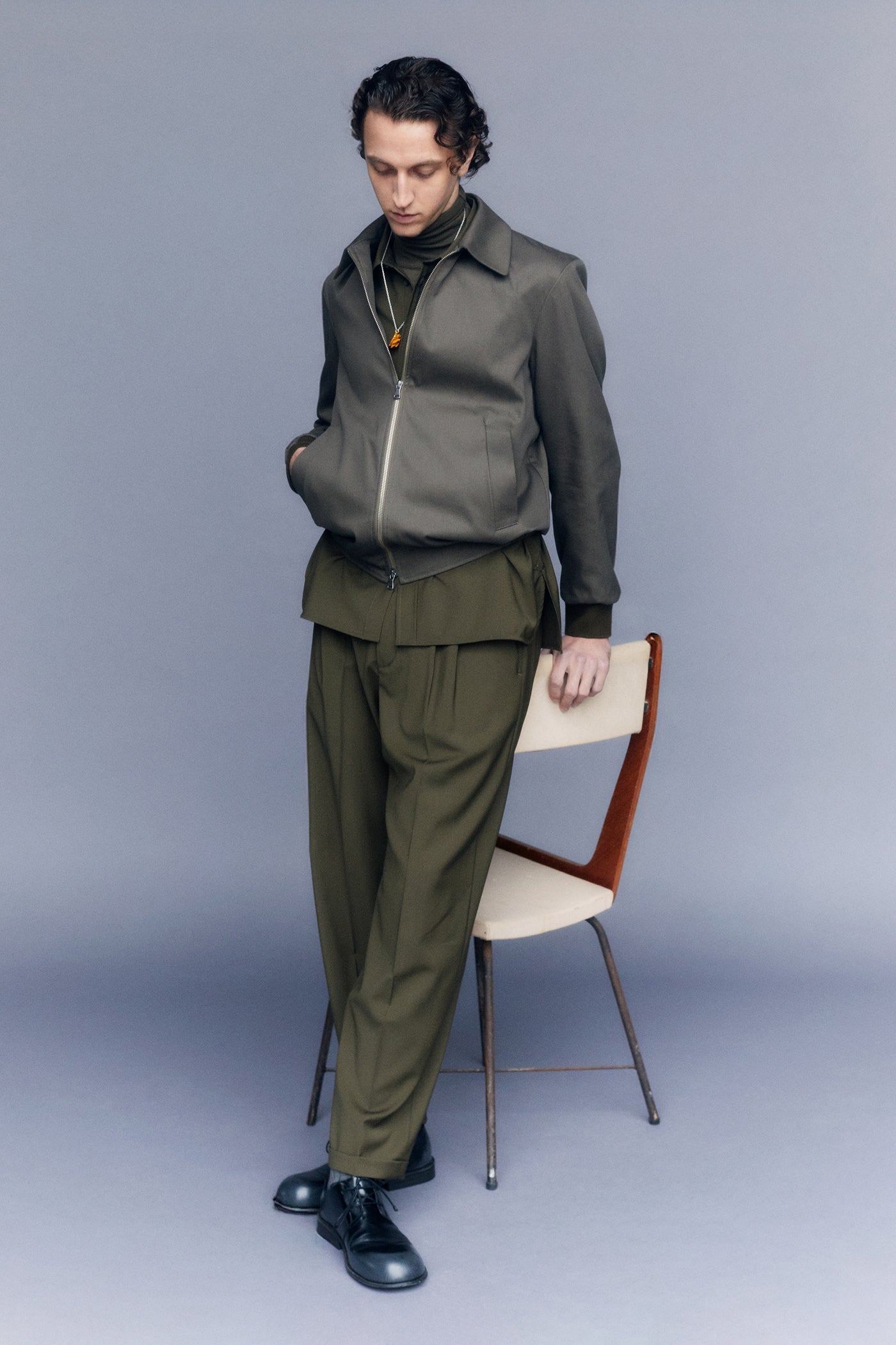 LOOK 2