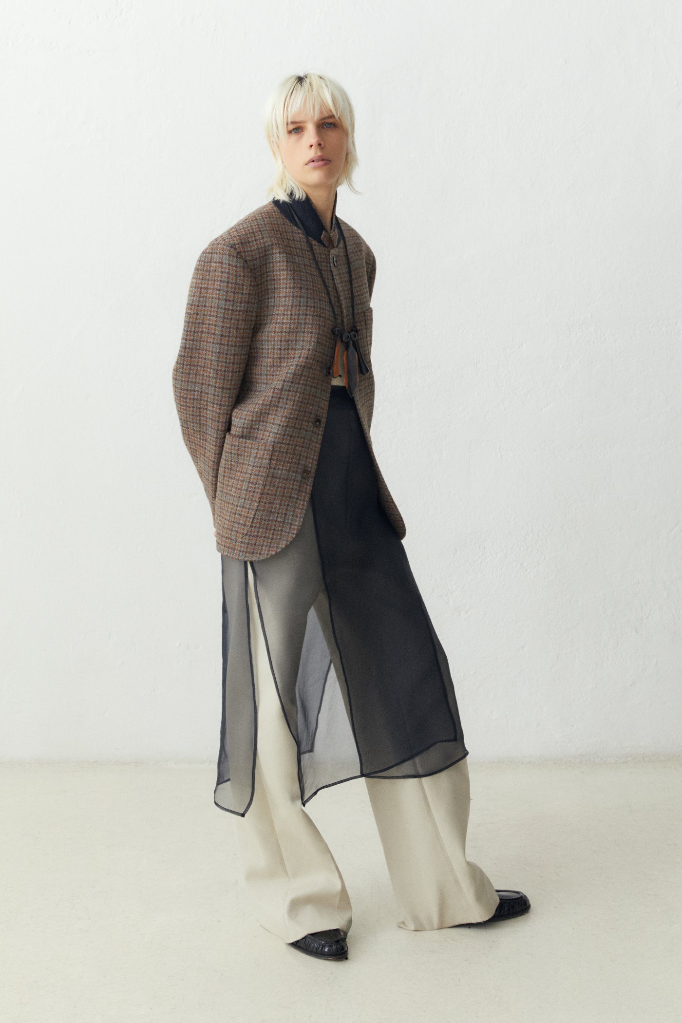 LOOK 7