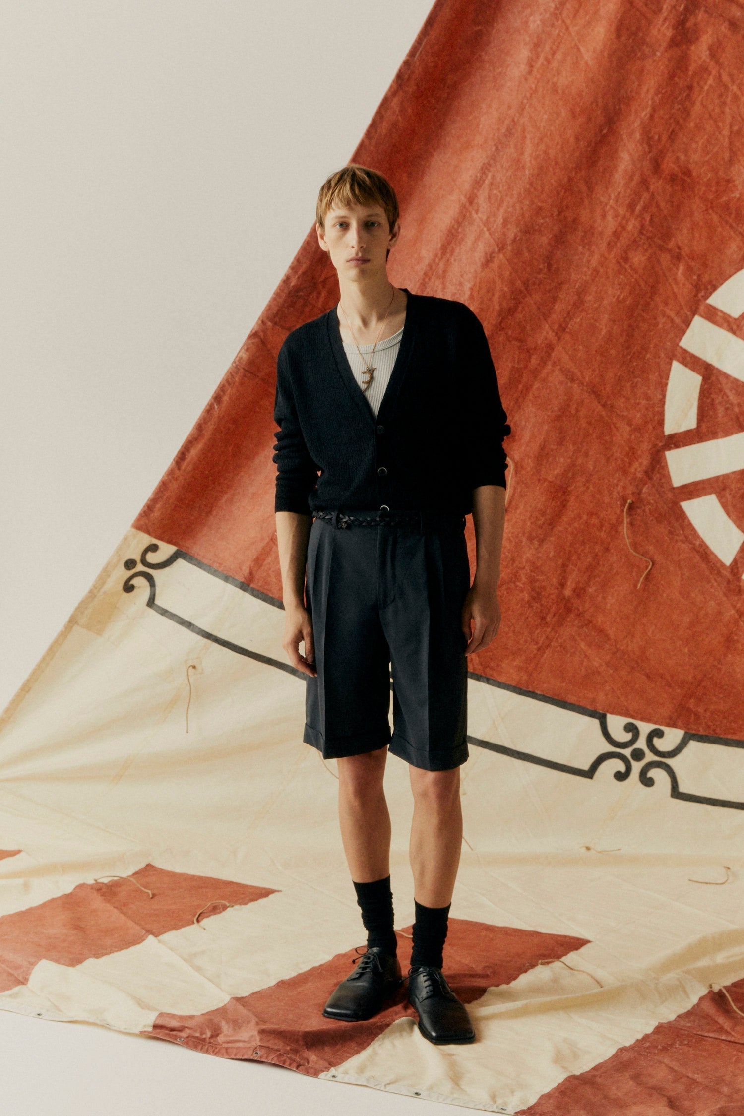LOOK 16
