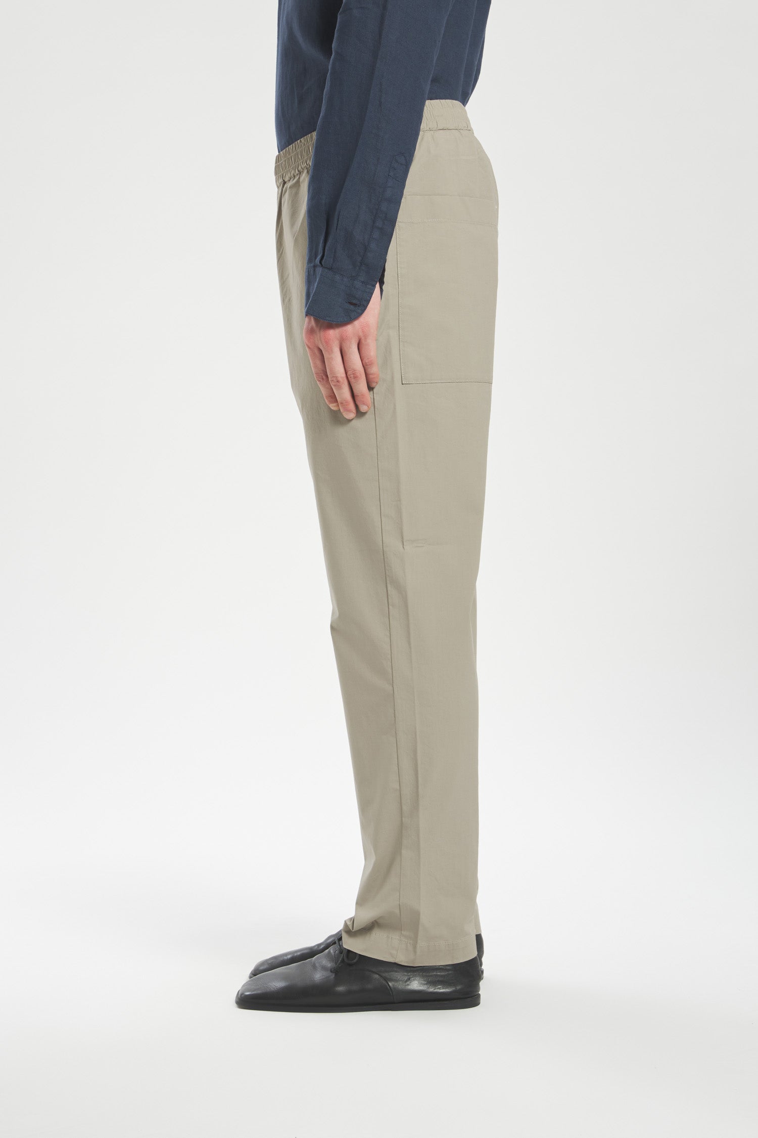 Trousers Bativoga Vion Sabbia
